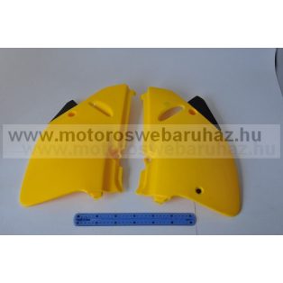 MŰANYAG ELEM, OLDALTÁBLA SUZUKI (2935UFO)