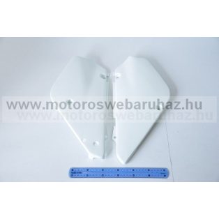 MŰANYAG ELEM, OLDALTÁBLA SUZUKI (3970UFO)
