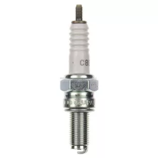 Gyertya NGK C8E